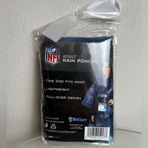 NWT NFL Rain Poncho Seattle Seahawks Game Day OS Pullover Navy w/logo